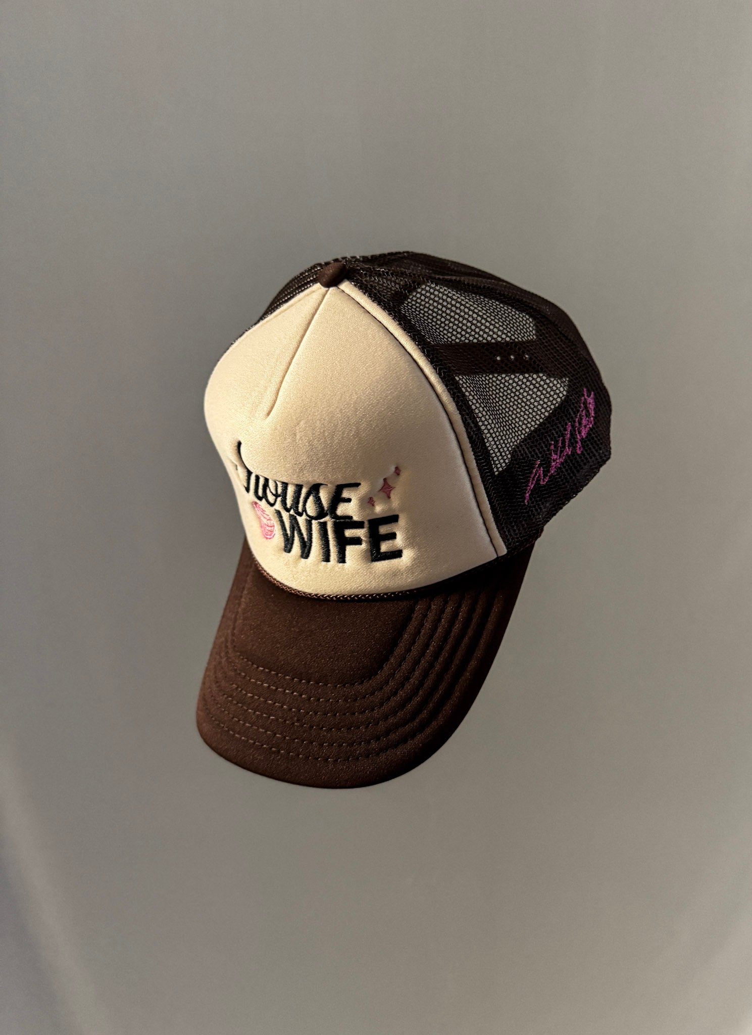 House Wife-Foam Trucker