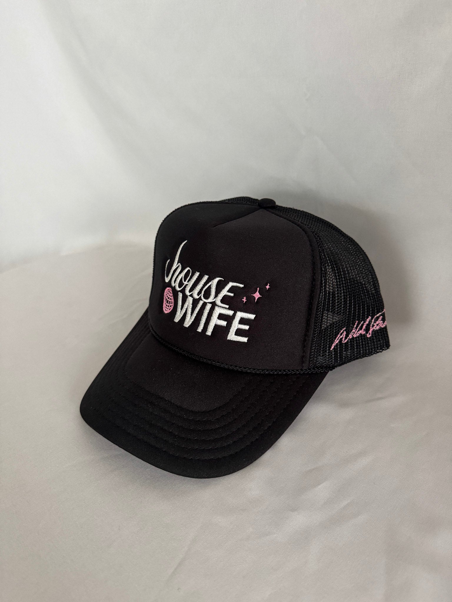 House Wife-Foam Trucker